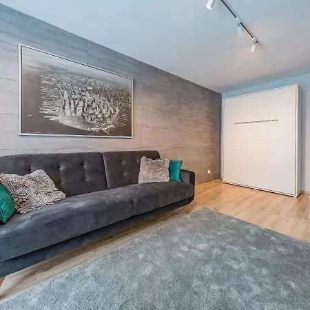 Hello Parkside With Parking Apartment