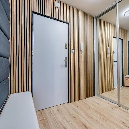 Apartment Hello Parkside With Parking Gdansk